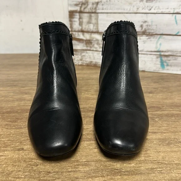 Duo Boots Ted & Muffy great shape smooth black leather heeled zip ankle booties - Picture 4 of 8